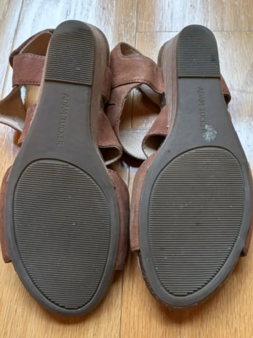 Adam Tucker by Me Too Leather Wedge sandal - 8